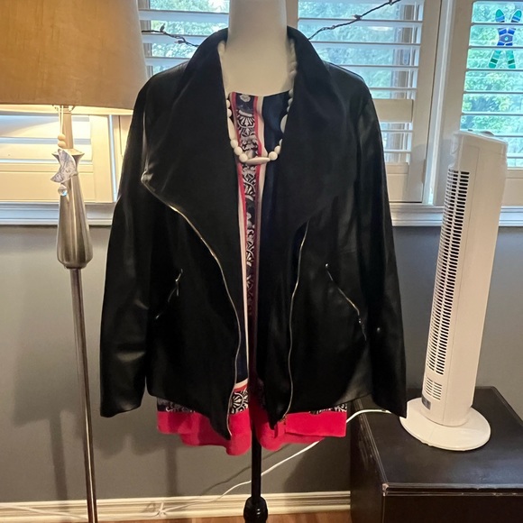 Cleo XL leather (faux) jacket - Picture 8 of 8